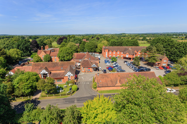 Charlecote-Pheasant-Hotel